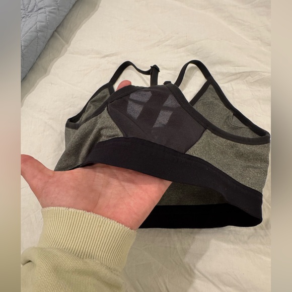 Nike Women's Gray Sports Bra m - Picture 4 of 4